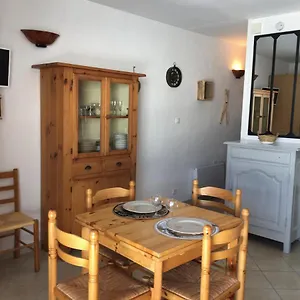Sur Pistes Direct Face Rassemblement Ecoles De Skis Classe 3 Etoiles 4 Couchages Cosy Appartement